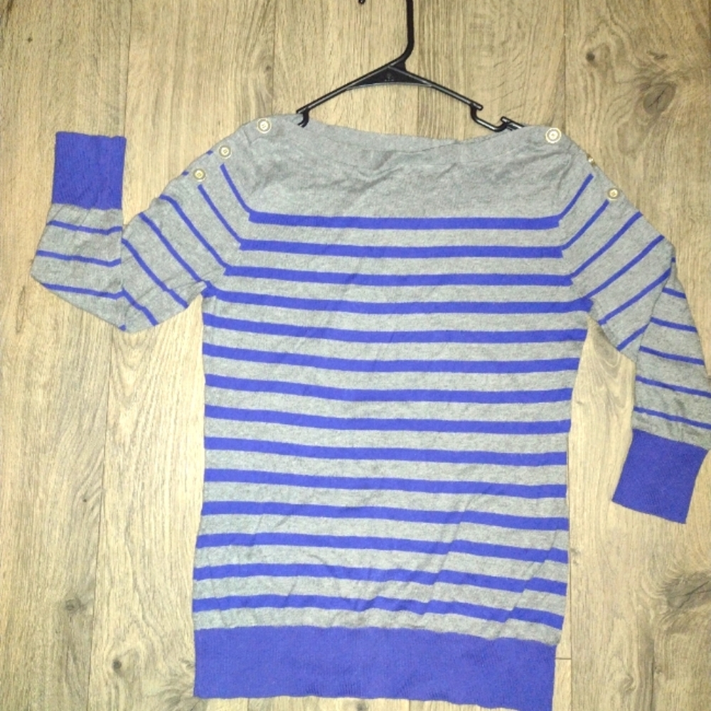 NWOT Very Cute Banana Republic Quarter Sleeve Lightweight Stretch Top